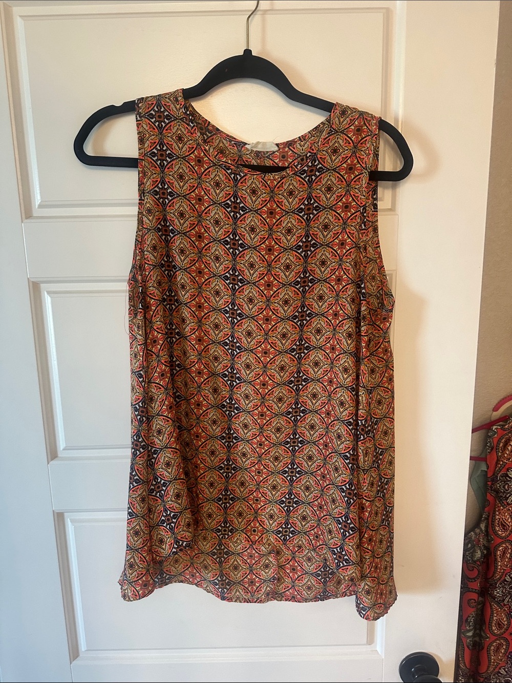 Adrienne Sleeveless Geometric Print Tank - Red, Black, Gold